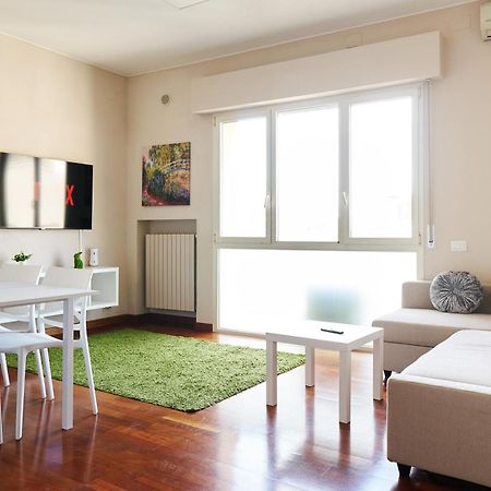 Zona Centralissima A 2 Passi Dal Mare Пескара Екстериор снимка